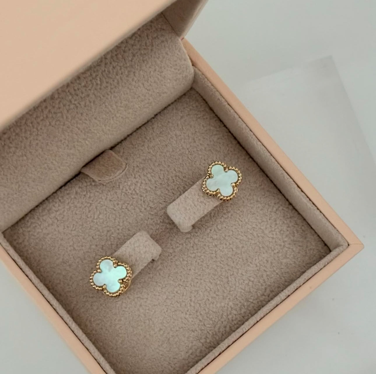 Mini Pearl Earrings (gold & silver & black, rose)