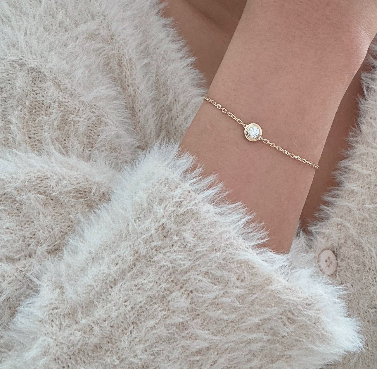 Pearl Diamanté Bracelet (all colours)