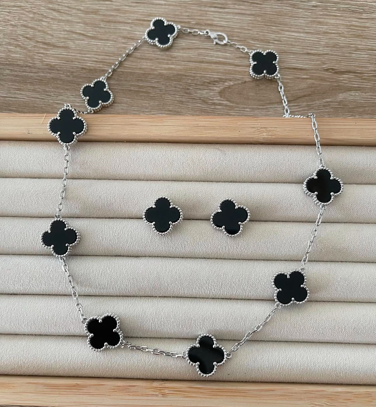 Multi Clover VC Necklace (other colours)