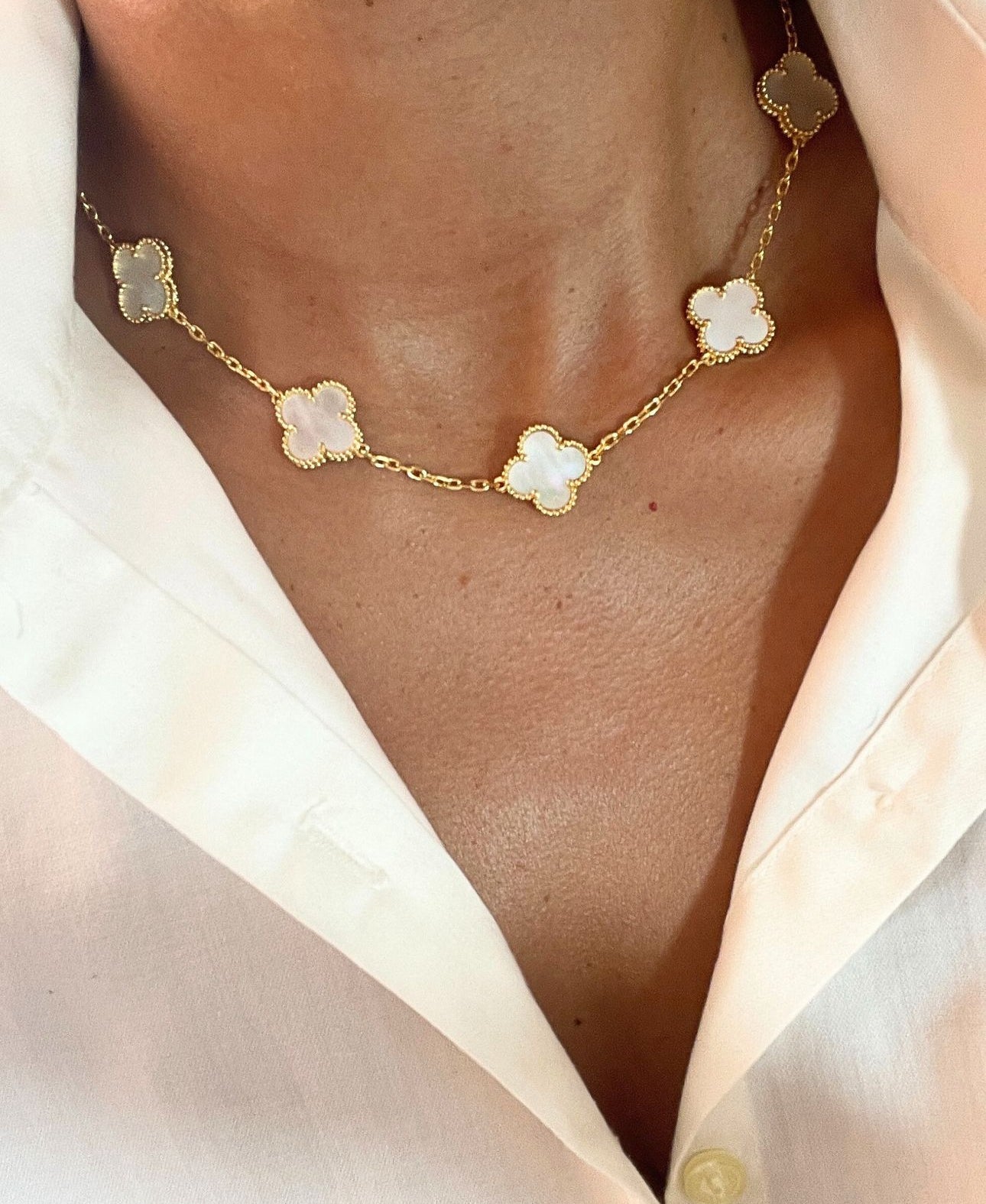 Multi Clover Pearl White VC Necklace