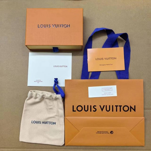 Almira Luxury Packaging