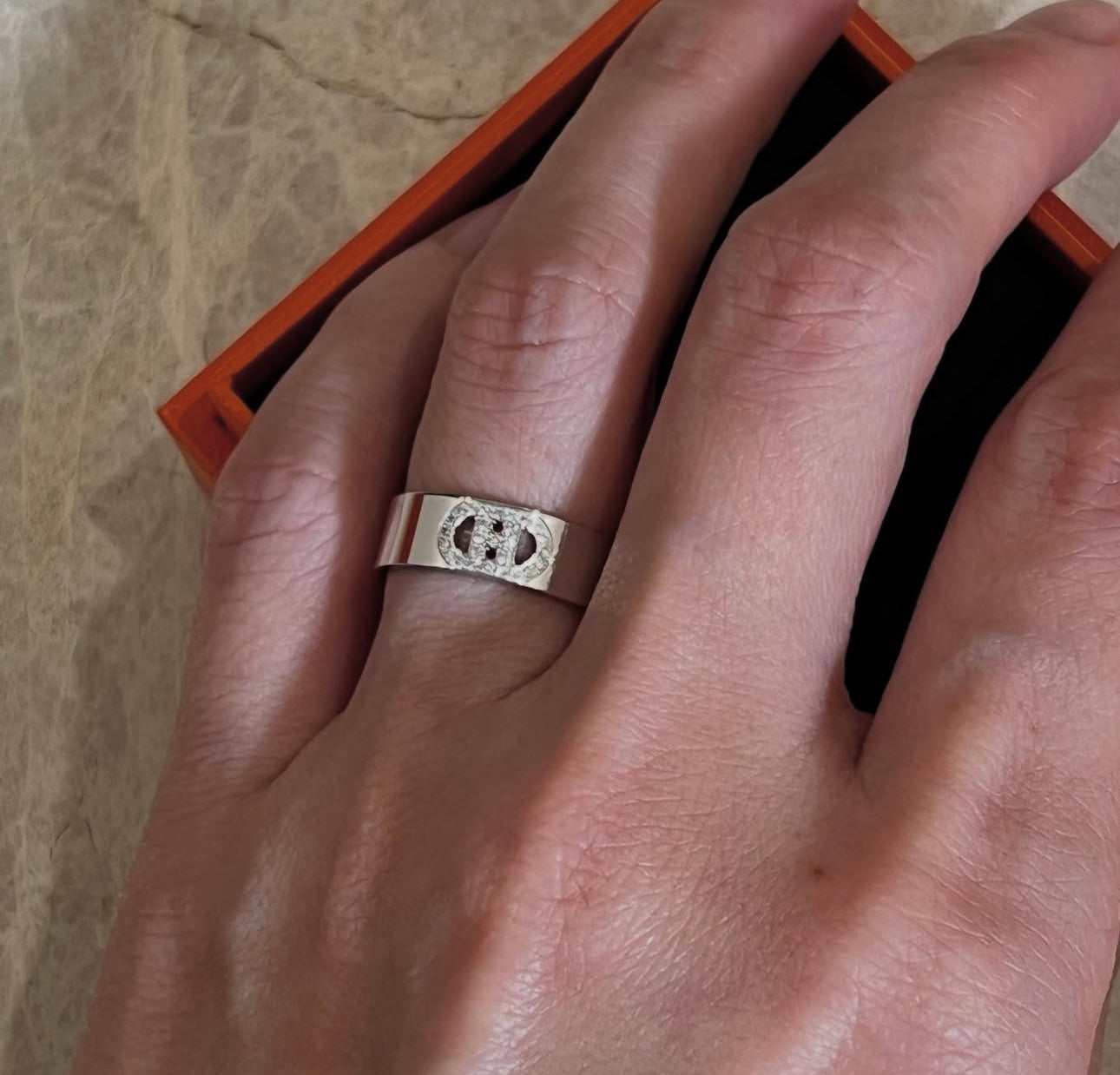 Classy Viperia Ring (in silver & rose gold)