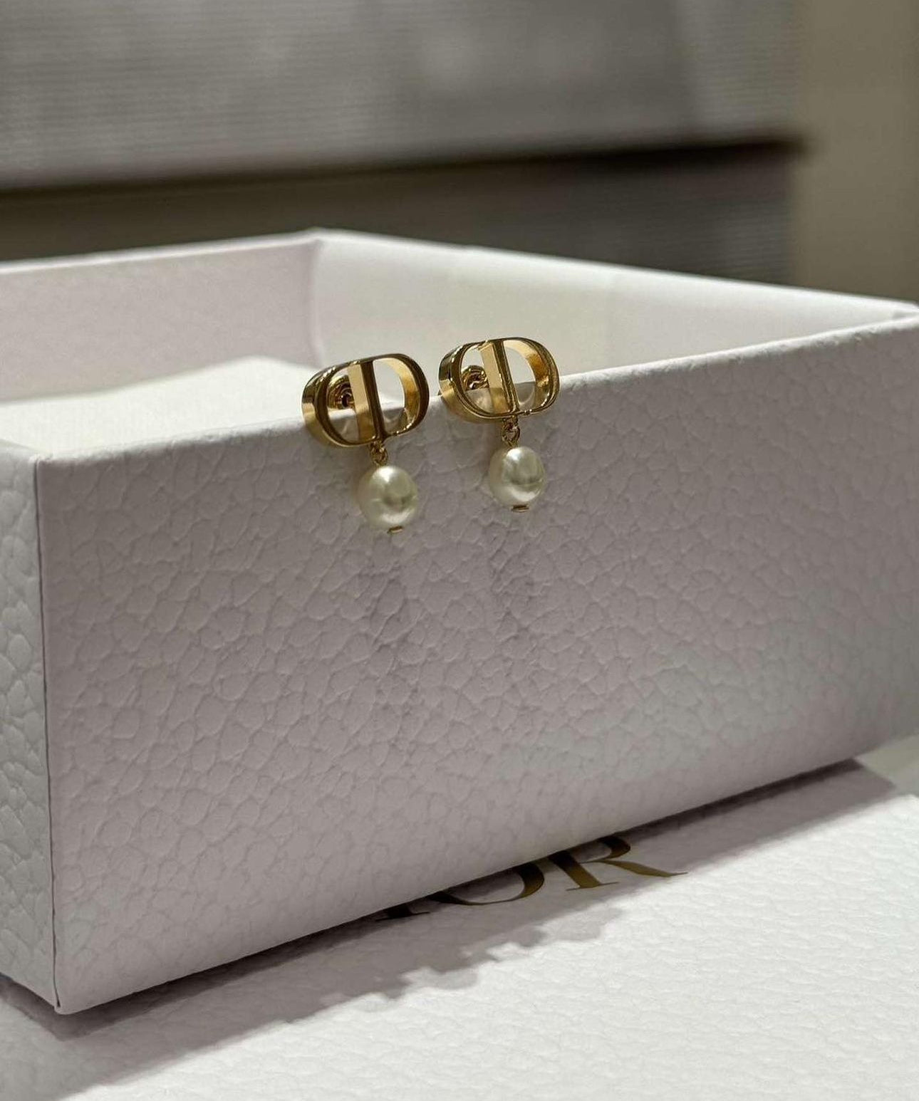 Dahlia Gold Earrings