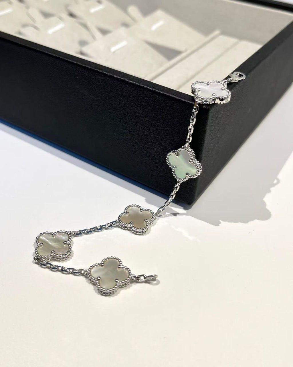 Lindsay Bracelet (in gold & silver)