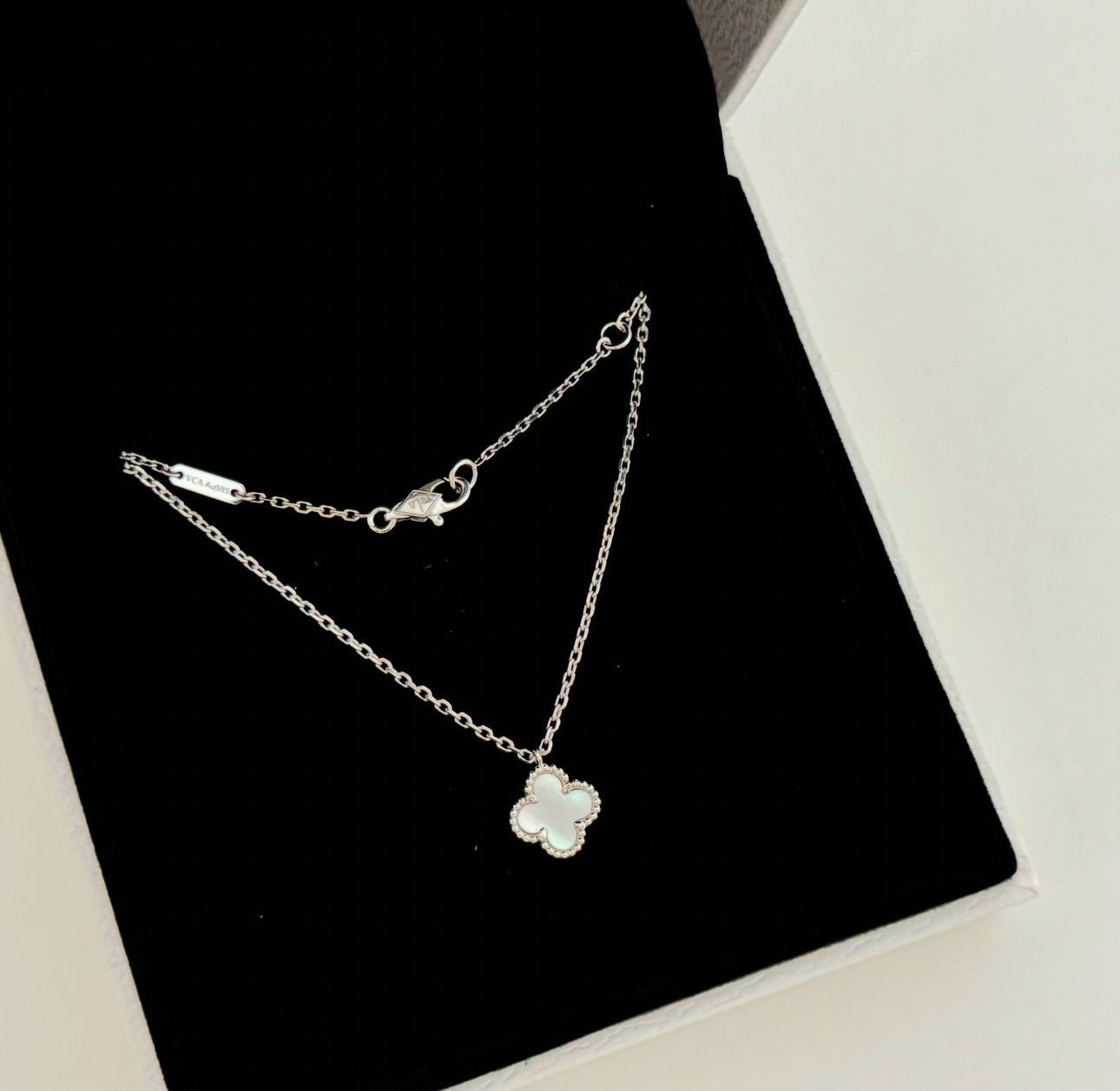Small Silver Pendant Necklace