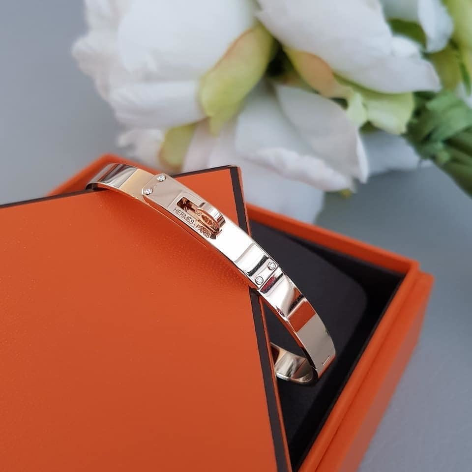 Classy He’mes Bracelet (in gold , silver & rose gold)
