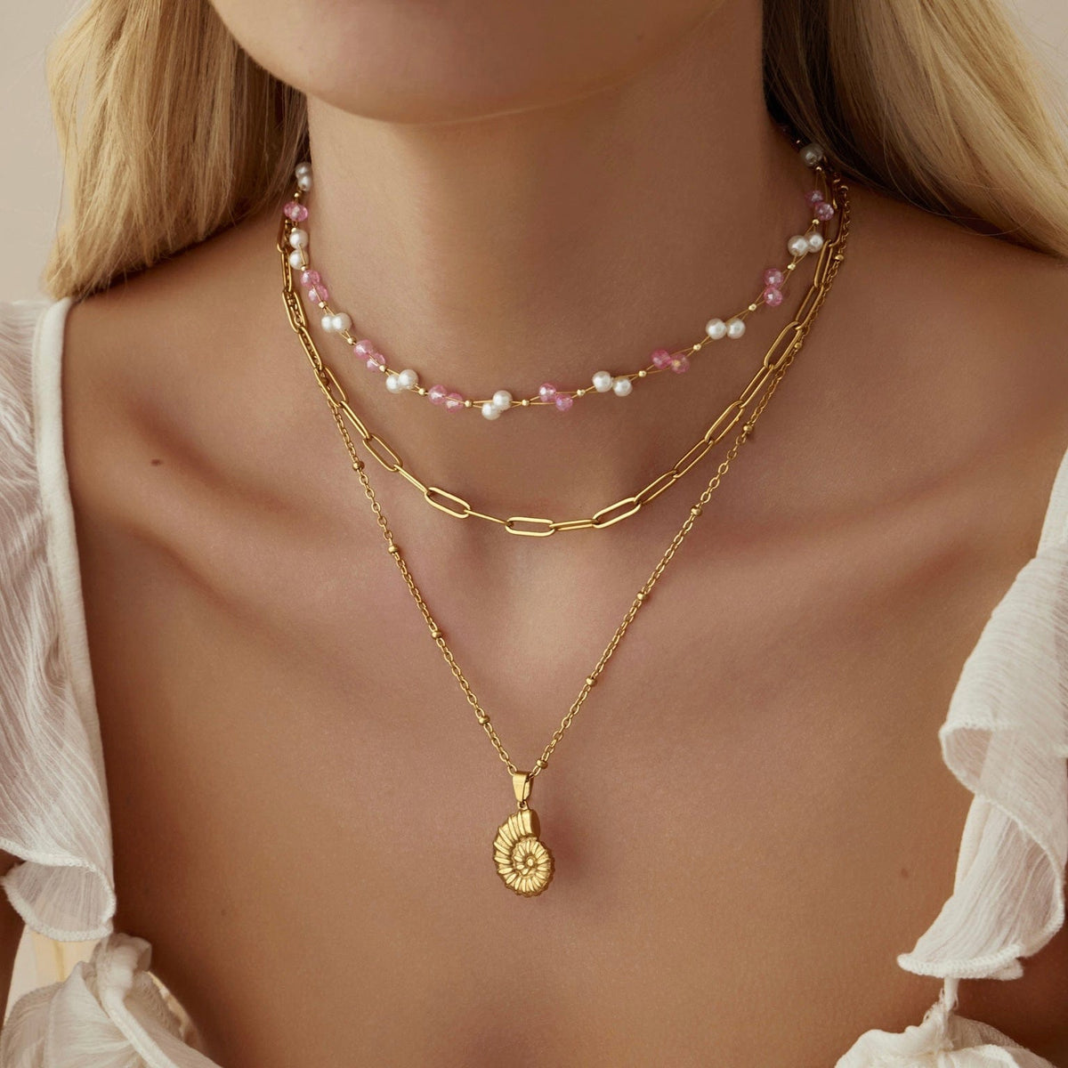 Shell Drop Necklace