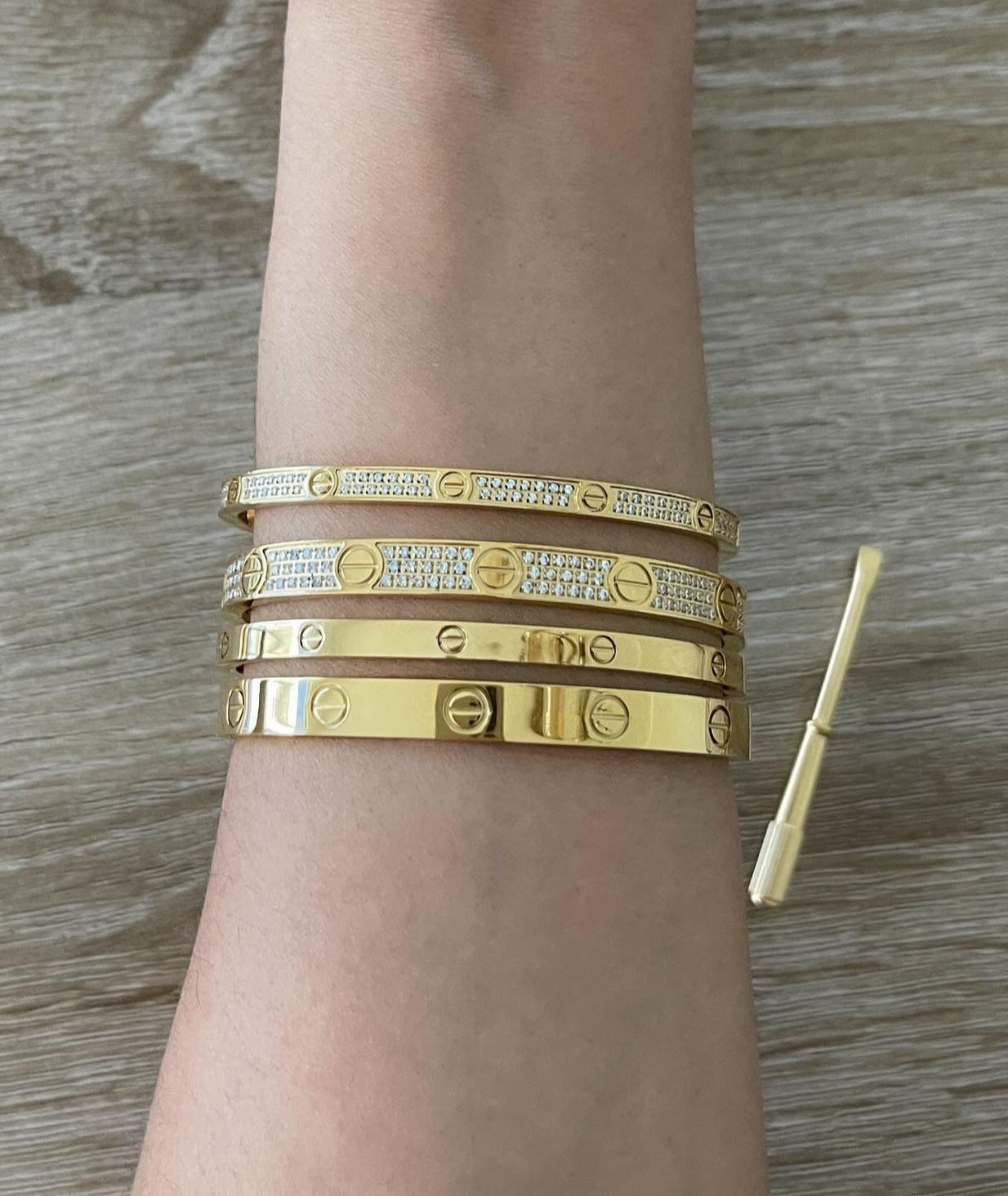 Alana C Bracelet (fine)