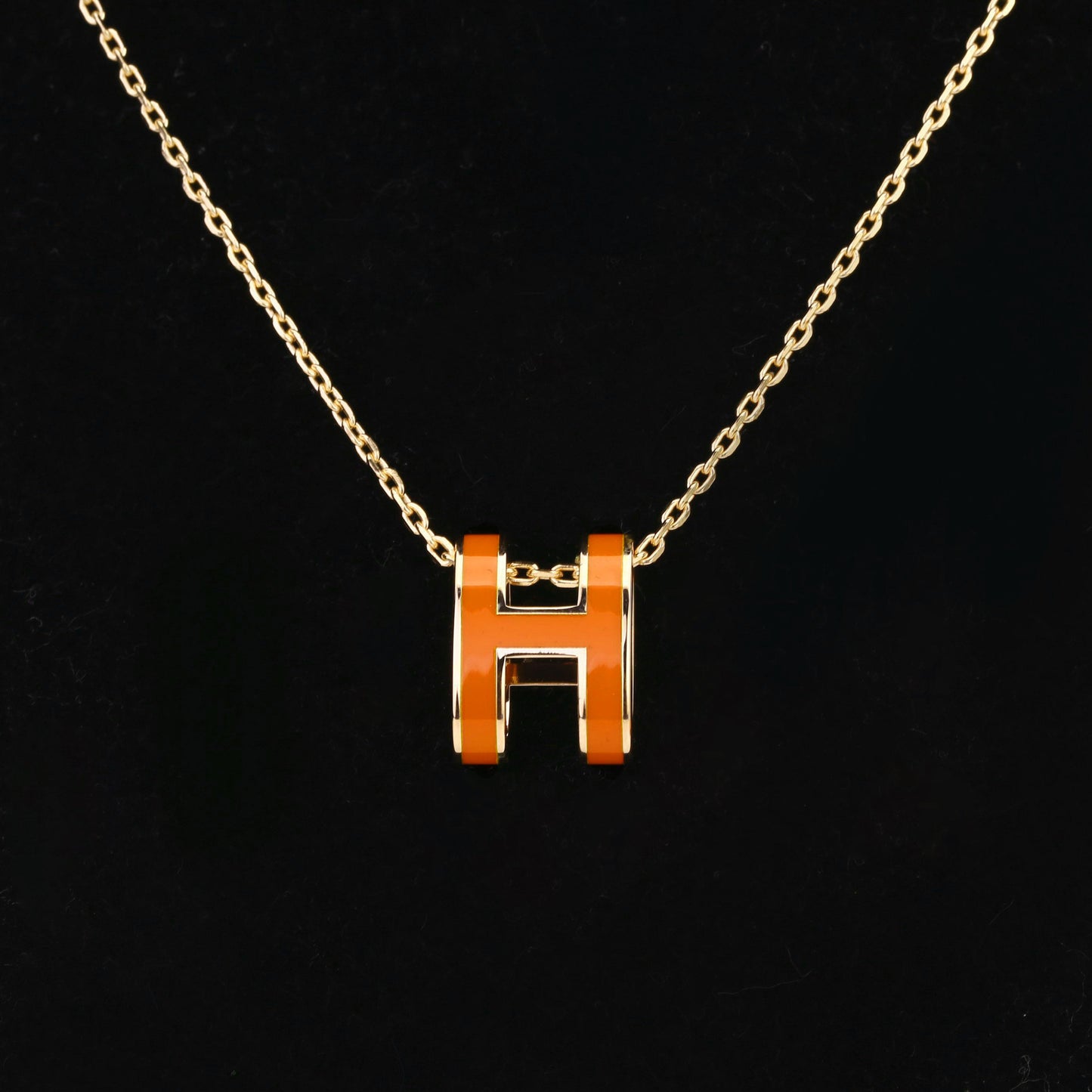 Classy Hemes Necklace (other colours)