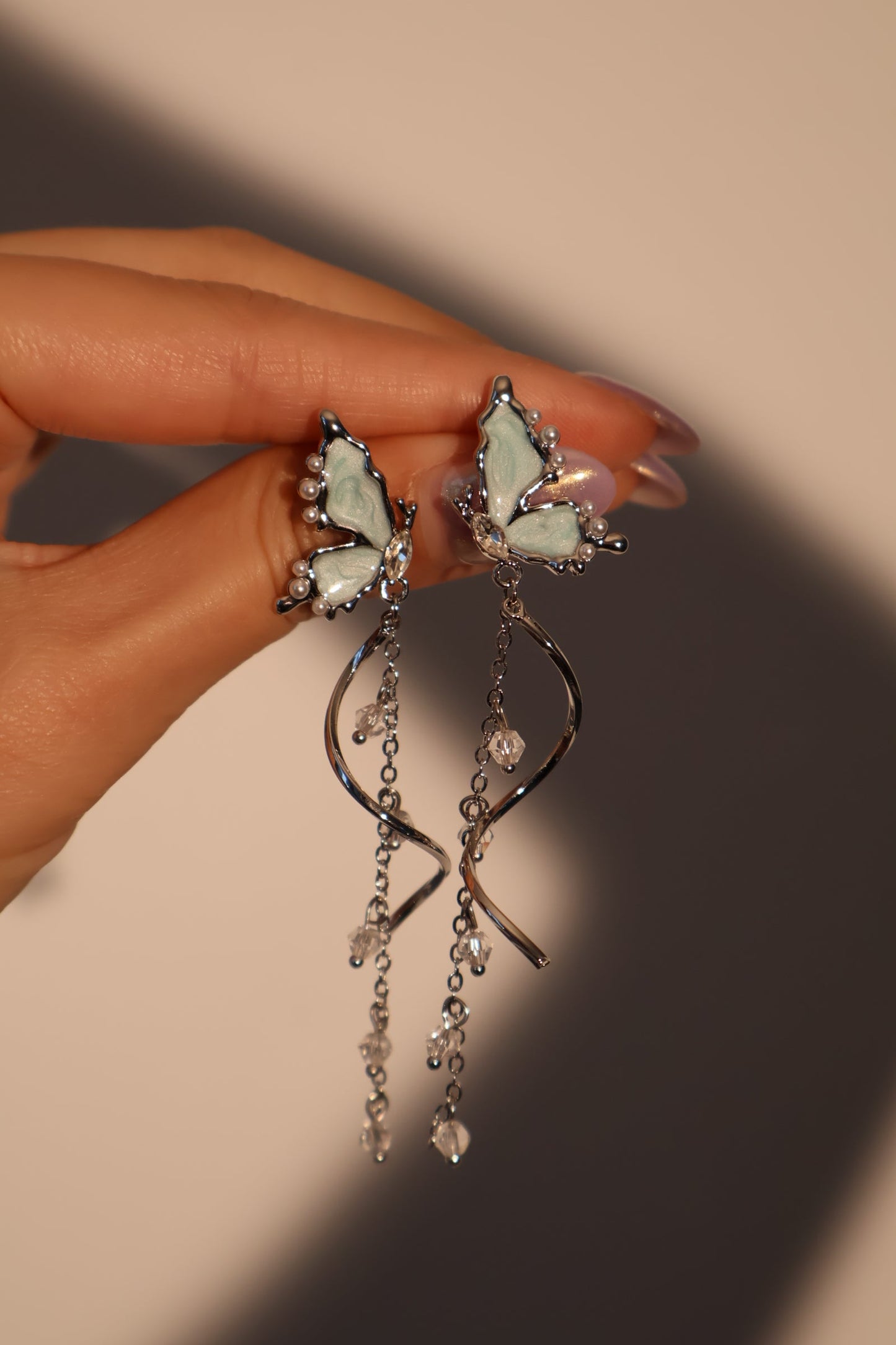 Butterfly Pearls Drop Earrings
