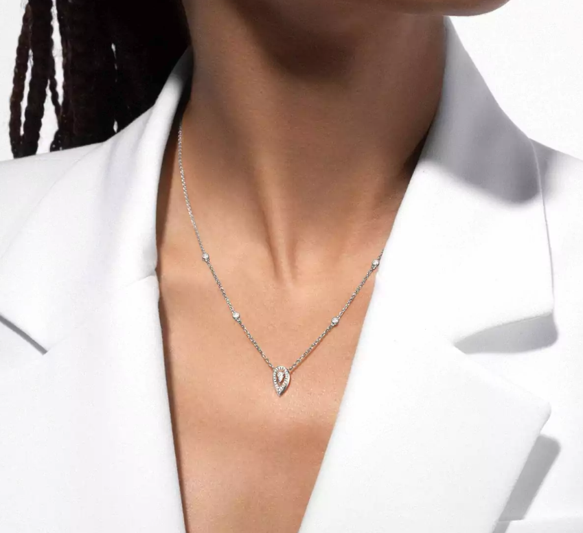 Mollyanne Ice Silver Necklace