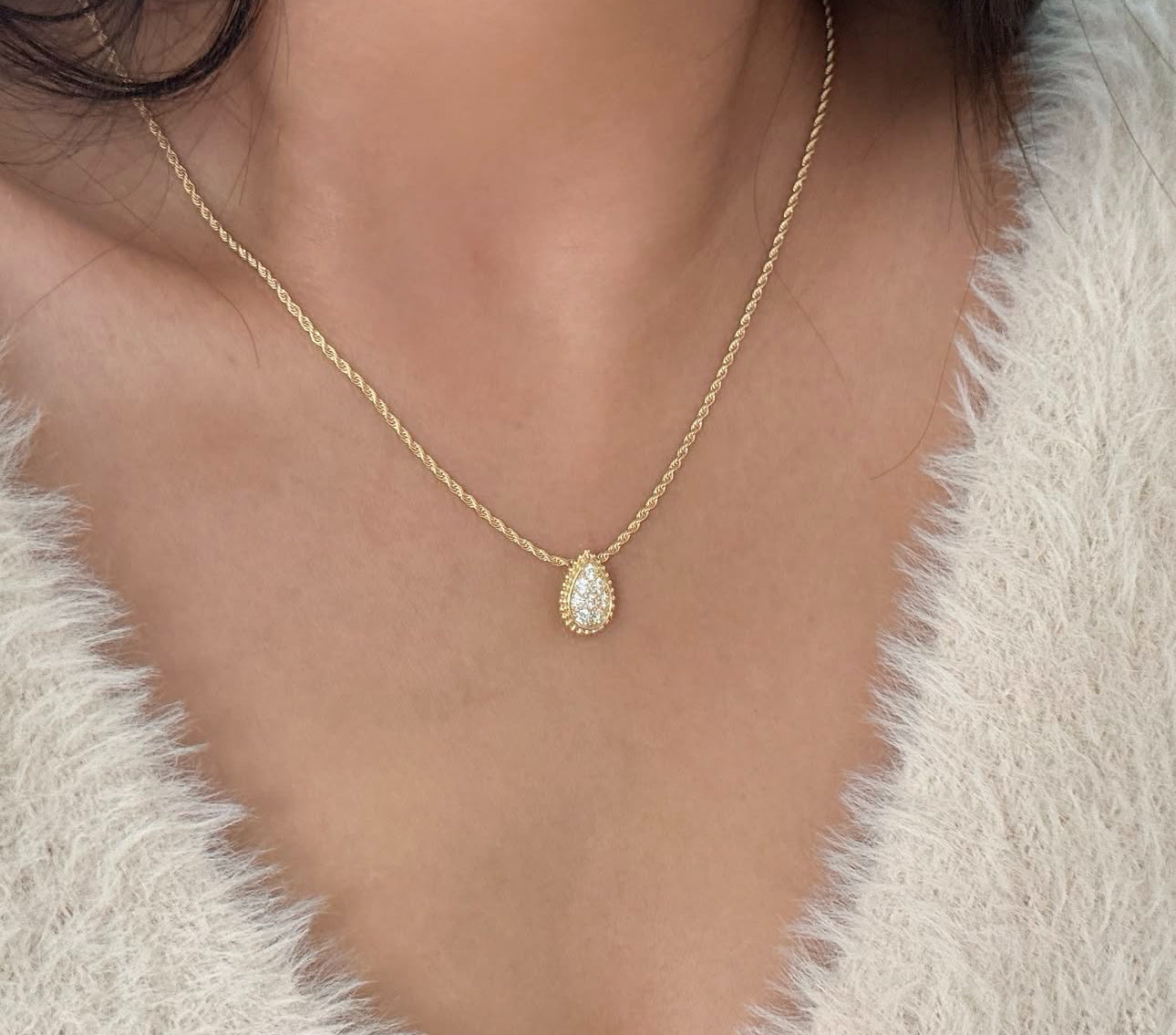 Aerial Teardrop Classy Diamanté Necklace
