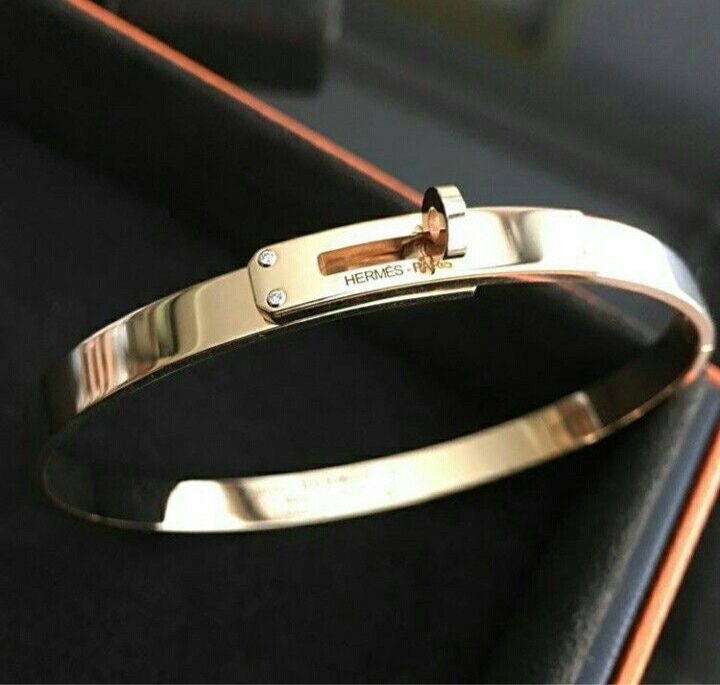 Classy He’mes Bracelet (in gold , silver & rose gold)