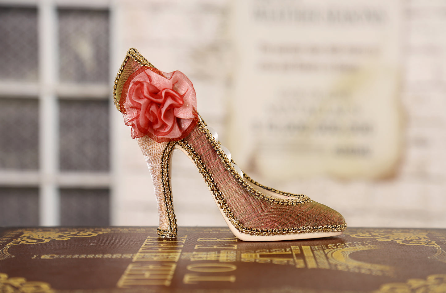 Viola Heel Ring Holder