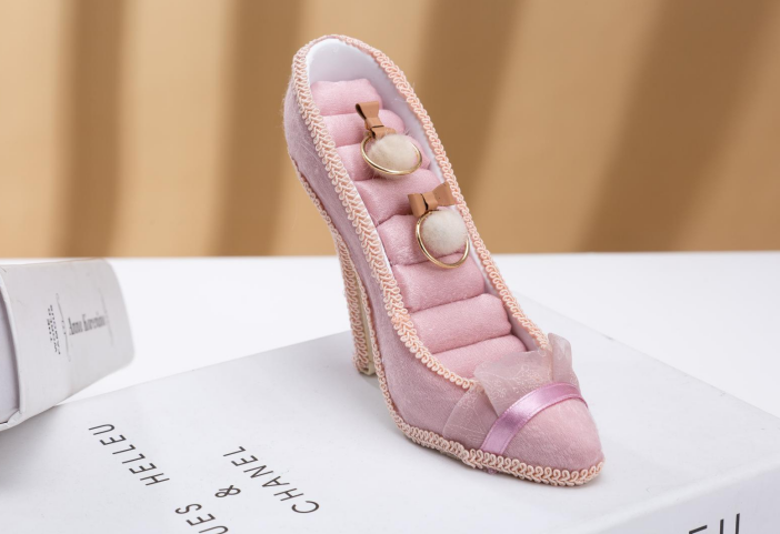 Viola Heel Ring Holder