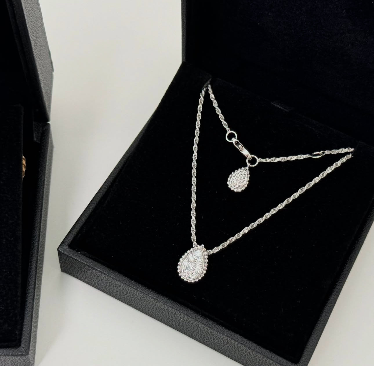 Aerial Teardrop Classy Diamanté Necklace