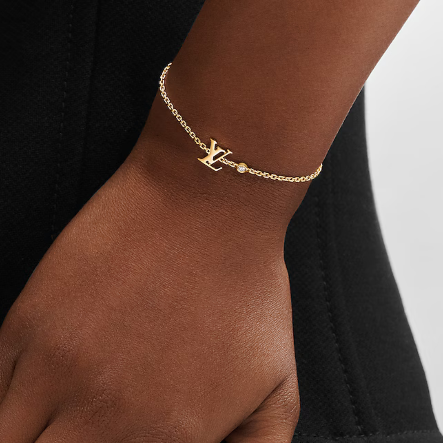 Mesmera Everyday Bracelet (in gold, silver & rose gold)