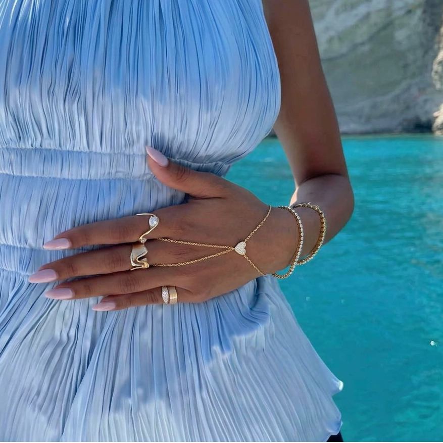 Ekin Hand Chain